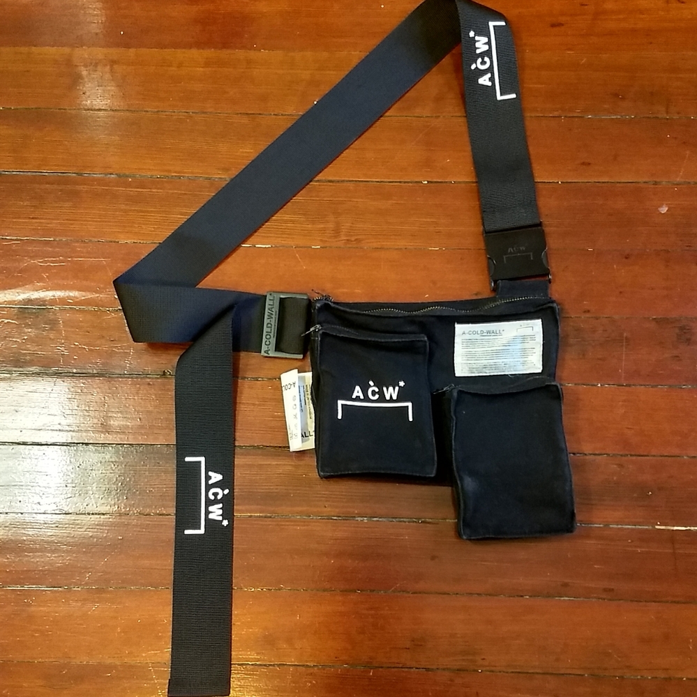 A Cold Wall Holster Bag